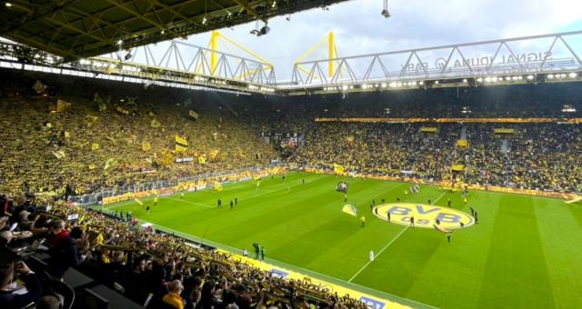 买马挣钱网站app-【德甲】罗伊斯伤退 穆科科破门 多特德比胜沙尔克