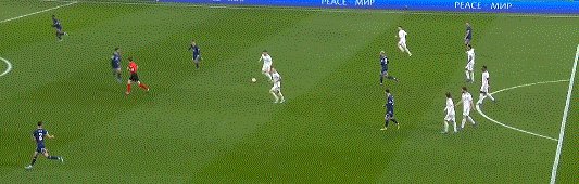 1646861691703077169.gif 买马挣钱网站app-【欧冠】惊天逆转!本泽马17分钟戴帽 皇马淘汰巴黎